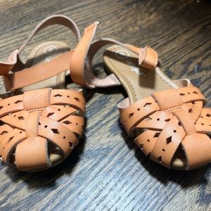 Great condition Cat & Jack sandals